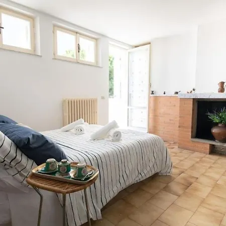 Apartment With Terrace Wi-fi Sunbeds Ac Parking