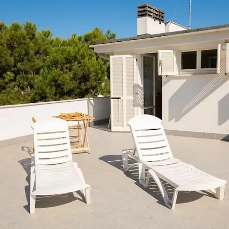 With Terrace Wi-fi Sunbeds Ac Parking